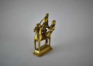 Antica scultura di Shiva a cavallo - India