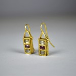 Antichi orecchini in oro, rubini e diamanti - India