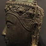 Testa in bronzo thailandese