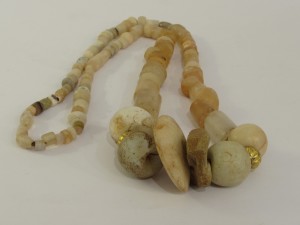 Collana in pietre di scavo del Mali