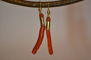 Orecchini in corallo e oro