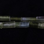 Collana con tormalina e elementi dorati