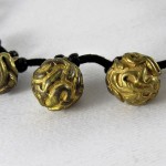 Collana con antichi pendenti tibetani