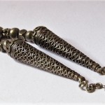 Antica collana yemenita con argento e corallo