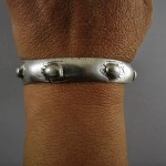 Antico bracciale tribale in argento