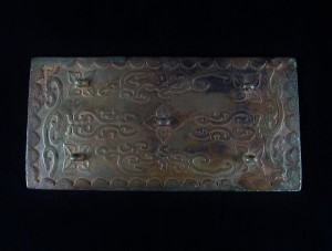 Antico specchio cinese in bronzo