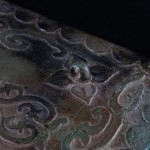 Antico specchio cinese in bronzo