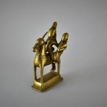 Antica scultura di Shiva a cavallo - India