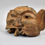 Antica maschera in legno laccato - Cina