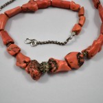 Collana in corallo antico