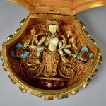Ghau in argento dorato, turchese e corallo